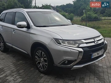 Авто Mitsubishi Outlander 2016 № 8950422