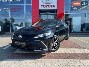 Авто Toyota Camry 2023 № 8950446