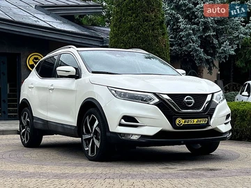 Авто Nissan Rogue 2021 № 8950700