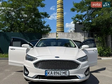Авто Ford Fusion 2019 № 8950704