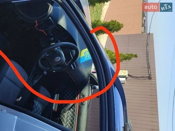 Авто  V 2006 № 8950800