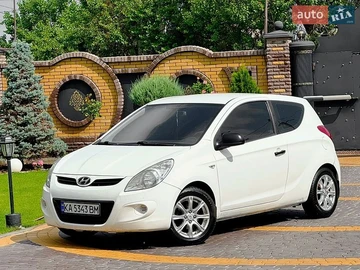 Авто Hyundai I20 2011 № 8950810