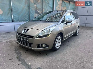 Авто Peugeot 5008 2011 № 8950841
