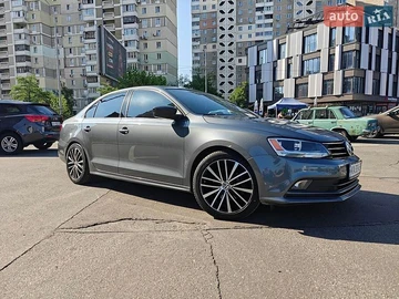 Авто Volkswagen Jetta 2015 № 8951000