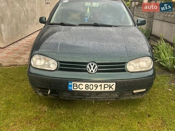 Авто Volkswagen Golf 2000 № 8951296