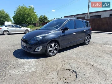 Авто Renault Grand Scenic 2011 № 8951526