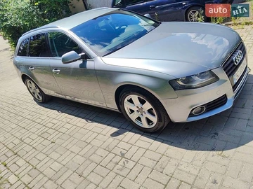 Авто Audi A4 2010 № 8951527