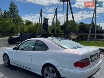 Авто Mercedes Clk-Class 2000 № 8951951