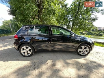 Авто Volkswagen Golf 2010 № 8952081