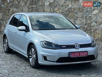 Авто Volkswagen E-Golf 2015 № 8952134