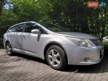 Авто Toyota Avensis 2011 № 8952137
