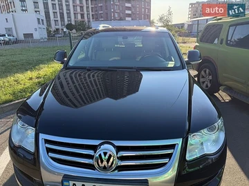 Авто Volkswagen Touareg 2008 № 8952233