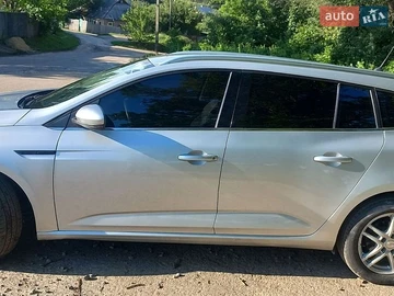 Авто Renault Megane 2018 № 8952237