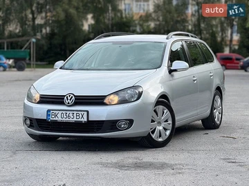 Авто Volkswagen Golf 2010 № 8952742