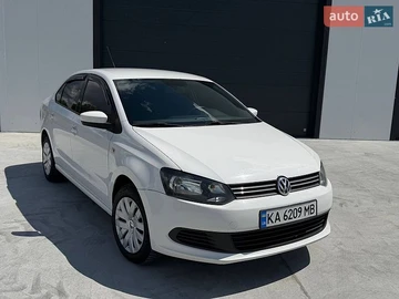 Авто Volkswagen Polo 2012 № 8952755
