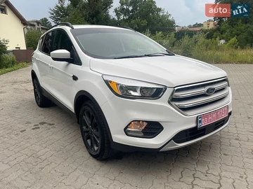 Авто Ford Escape 2018 № 8952930