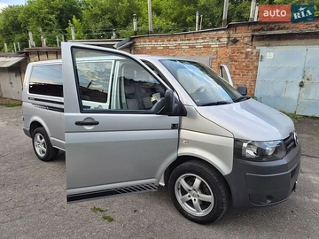 Авто Volkswagen Transporter 2010 № 8952959