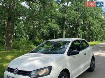 Авто Volkswagen Polo 2013 № 8953050
