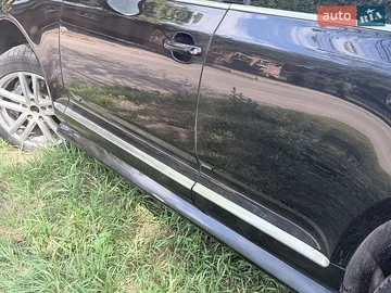 Авто Volkswagen Touareg 2006 № 8953053