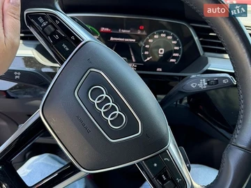 Авто Audi E-Tron 2020 № 8953075