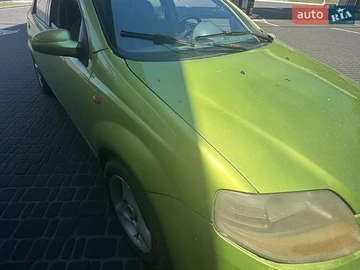 Авто Chevrolet Aveo 2005 № 8953123