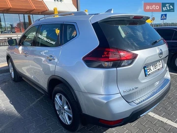 Авто Nissan Rogue 2018 № 8953376