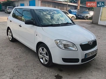Авто Skoda Fabia 2010 № 8953666