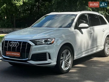 Авто Audi Q7 2021 № 8953833