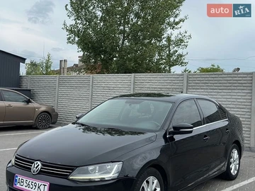 Авто Volkswagen Jetta 2014 № 8953925