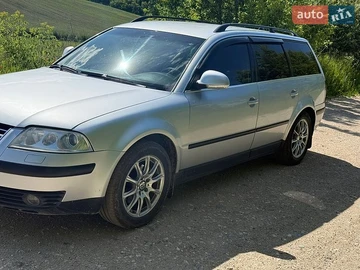 Авто Volkswagen Passat 2004 № 8954060