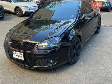 Авто Volkswagen Golf 2005 № 8954164