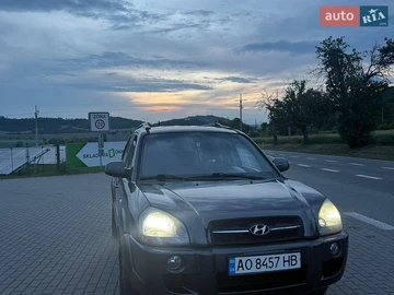 Авто Hyundai Tucson 2007 № 8954172