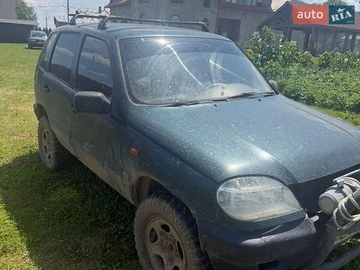 Авто Chevrolet Niva 2004 № 8954337