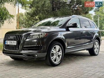 Авто Audi Q7 2010 № 8954546