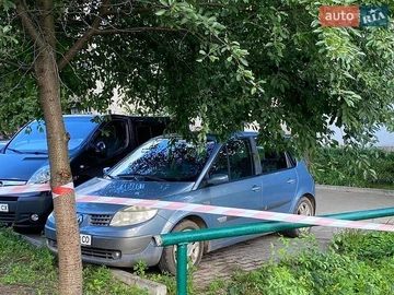 Авто Renault Scenic 2005 № 8954751