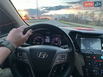 Авто Hyundai Santa Fe 2013 № 8955021