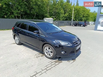 Авто Ford Focus 2013 № 8955297