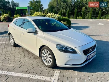 Авто Volvo V40 2013 № 8955418