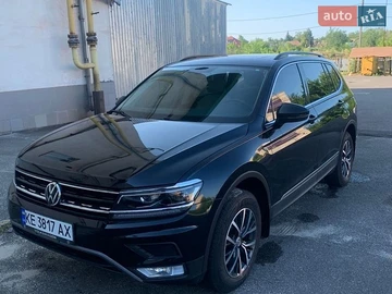 Авто Volkswagen Tiguan 2020 № 8955532