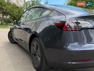 Авто Tesla Model 3 2022 № 8955591