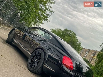 Авто Bentley Continental Gt 2005 № 8955596