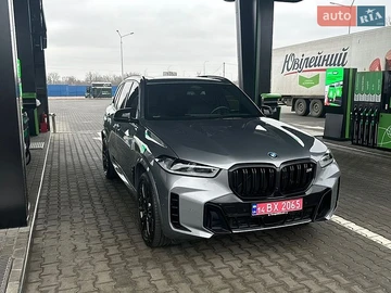 Авто BMW X5 2023 № 8955623