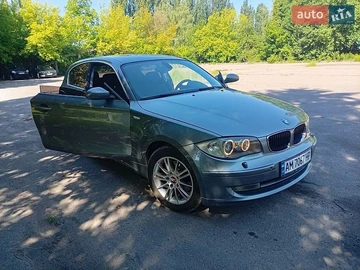 Авто BMW 1 Series 2009 № 8955827