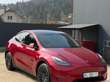 Авто Tesla Model Y 2024 № 8956046