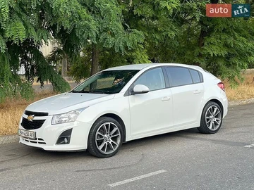 Авто Chevrolet Cruze 2014 № 8956111