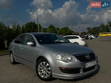Авто Volkswagen Passat 2005 № 8956138