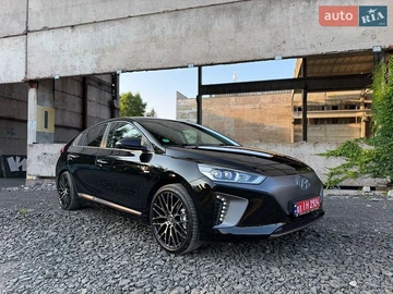 Авто Hyundai Ioniq 2017 № 8956170