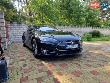 Авто Tesla Model S 2015 № 8956192