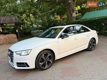 Авто Audi A4 2017 № 8956216
