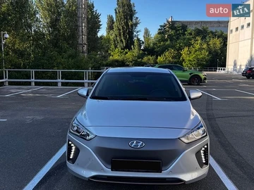 Авто Hyundai Ioniq 2019 № 8956344